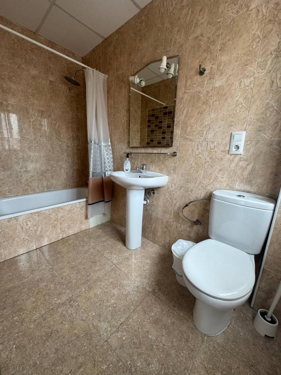 Colibri Otel Calella Dış mekan fotoğraf